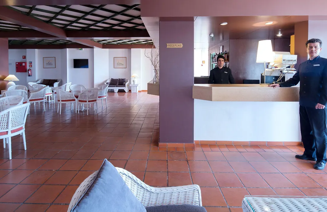 Meia Praia Lagos - Beach Club Apartments-1